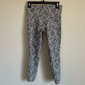 Athleta leggings- salutation stash pocket II -  size small